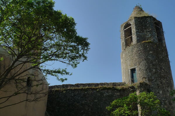 Brunyola's castle and church of Sant Fruitós